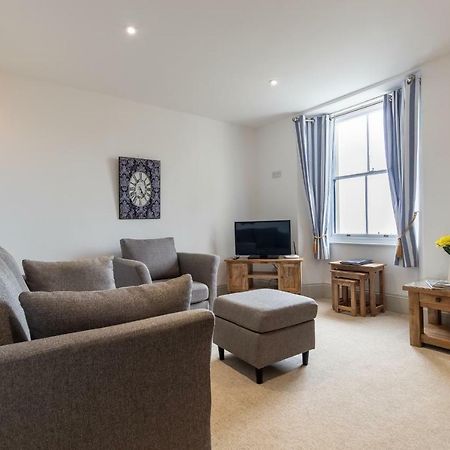 Lynton Cottage Seaview Apartments Exteriör bild