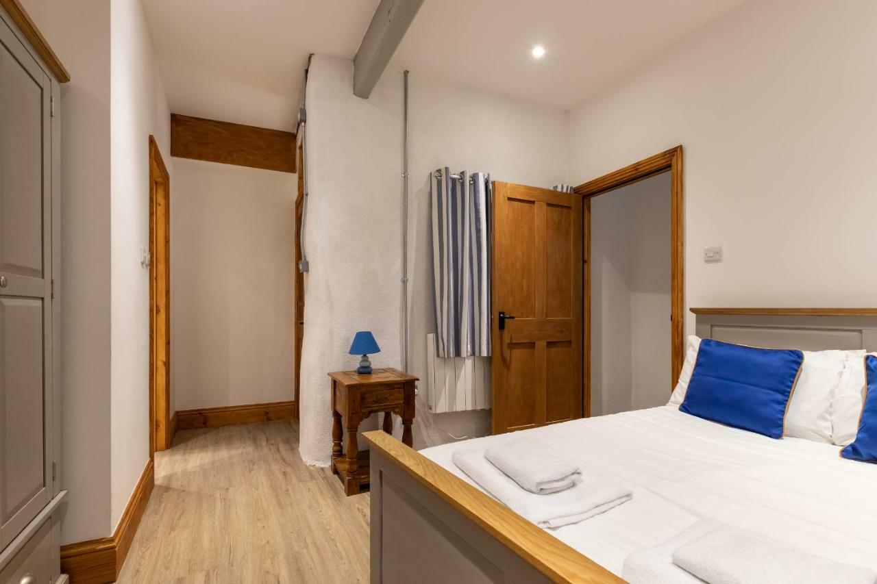 Lynton Cottage Seaview Apartments Exteriör bild